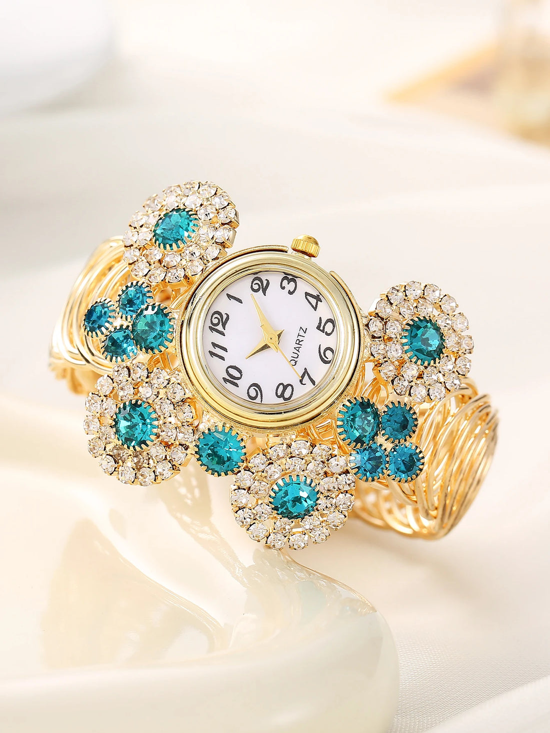 6 exquisite and luxurious sparkling watch sets and accessories to match the watches, suitable for daily wear as birthday gifts